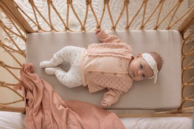 Feetje Vestje gebreid - Little Rosebud l.Roze 51300496