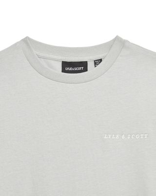 Lyle &amp; Scott Script Embroidered T-shirt X570 Grey Mirage