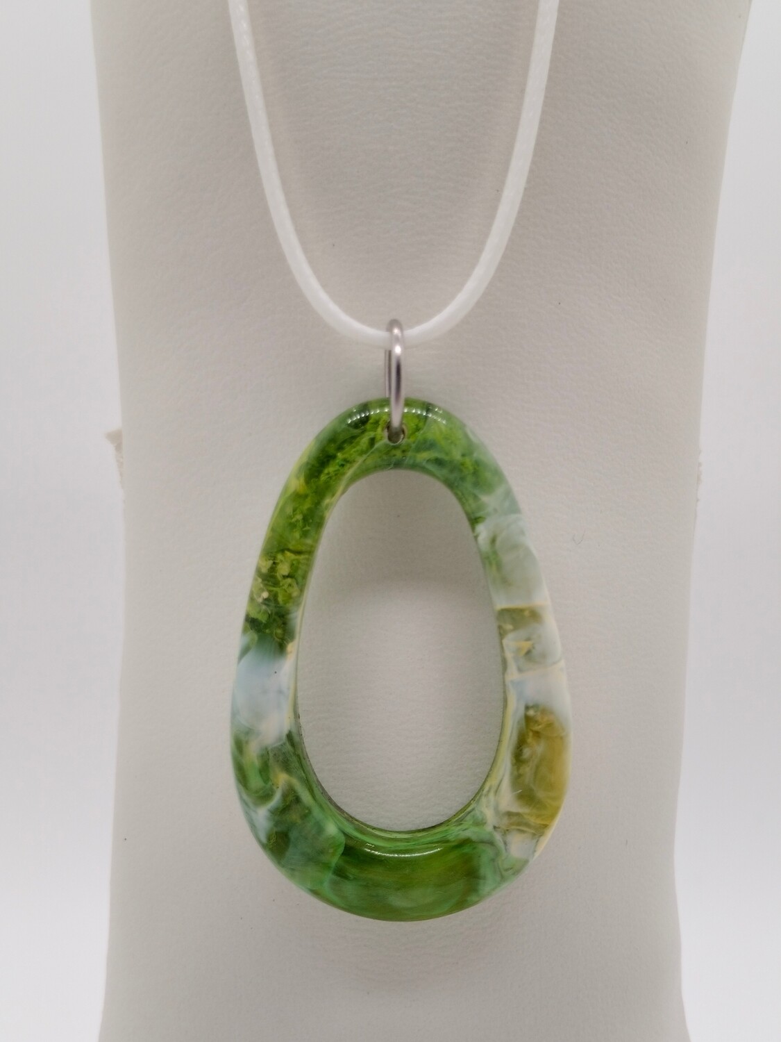Hanger met uniek groen/wit design