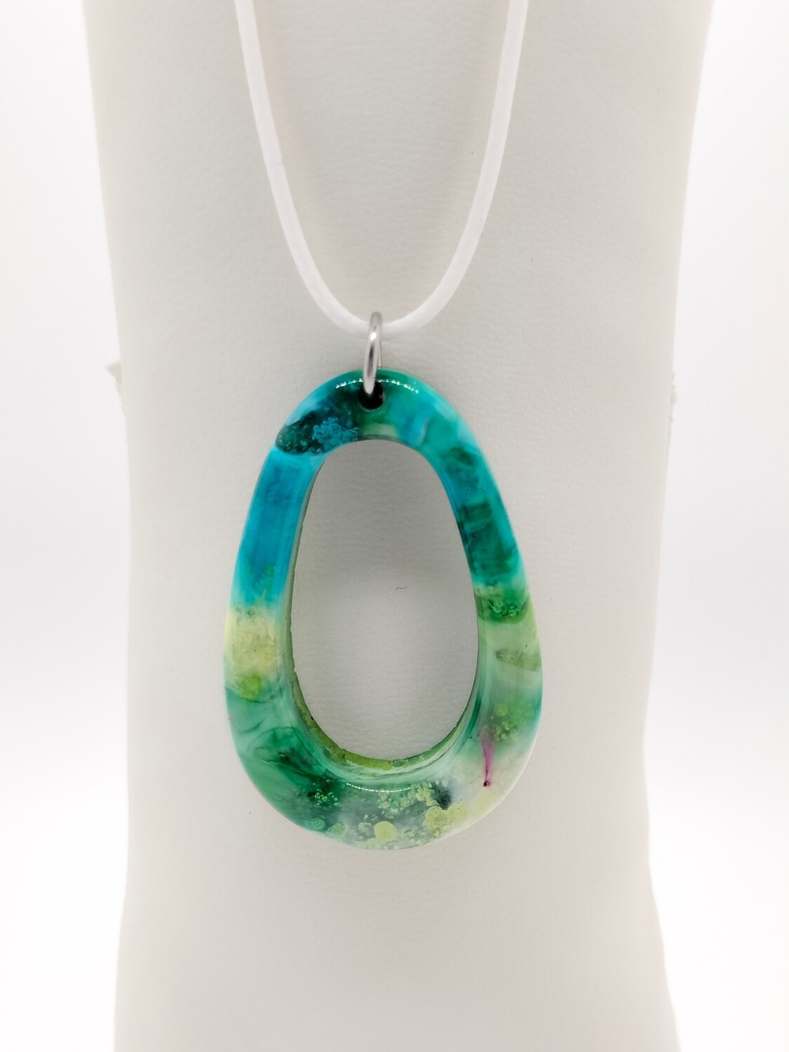 Hanger met geel/groene effecten Hanger met geel/groene effecten