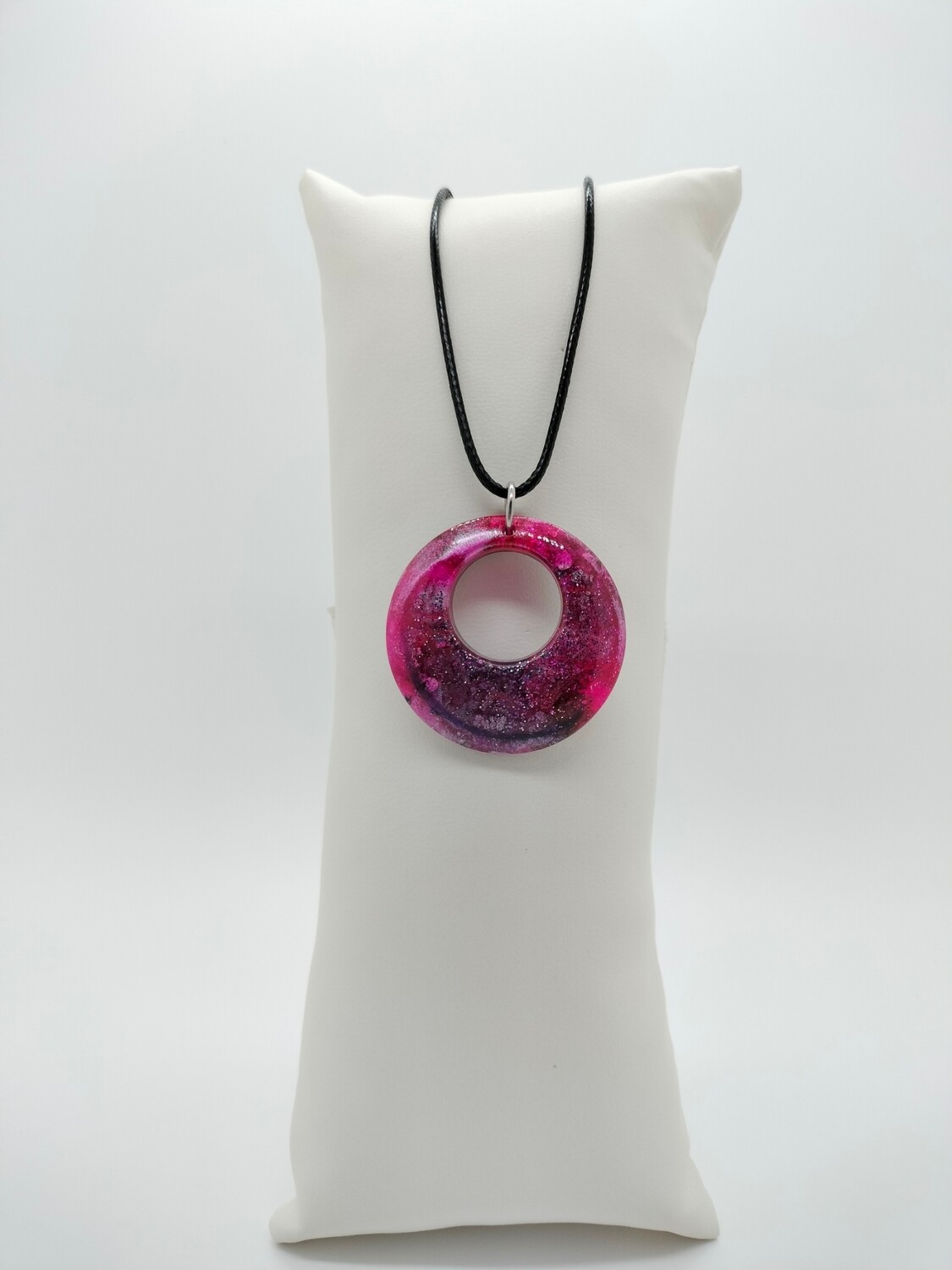 Hanger met unieke paars/roze effecten