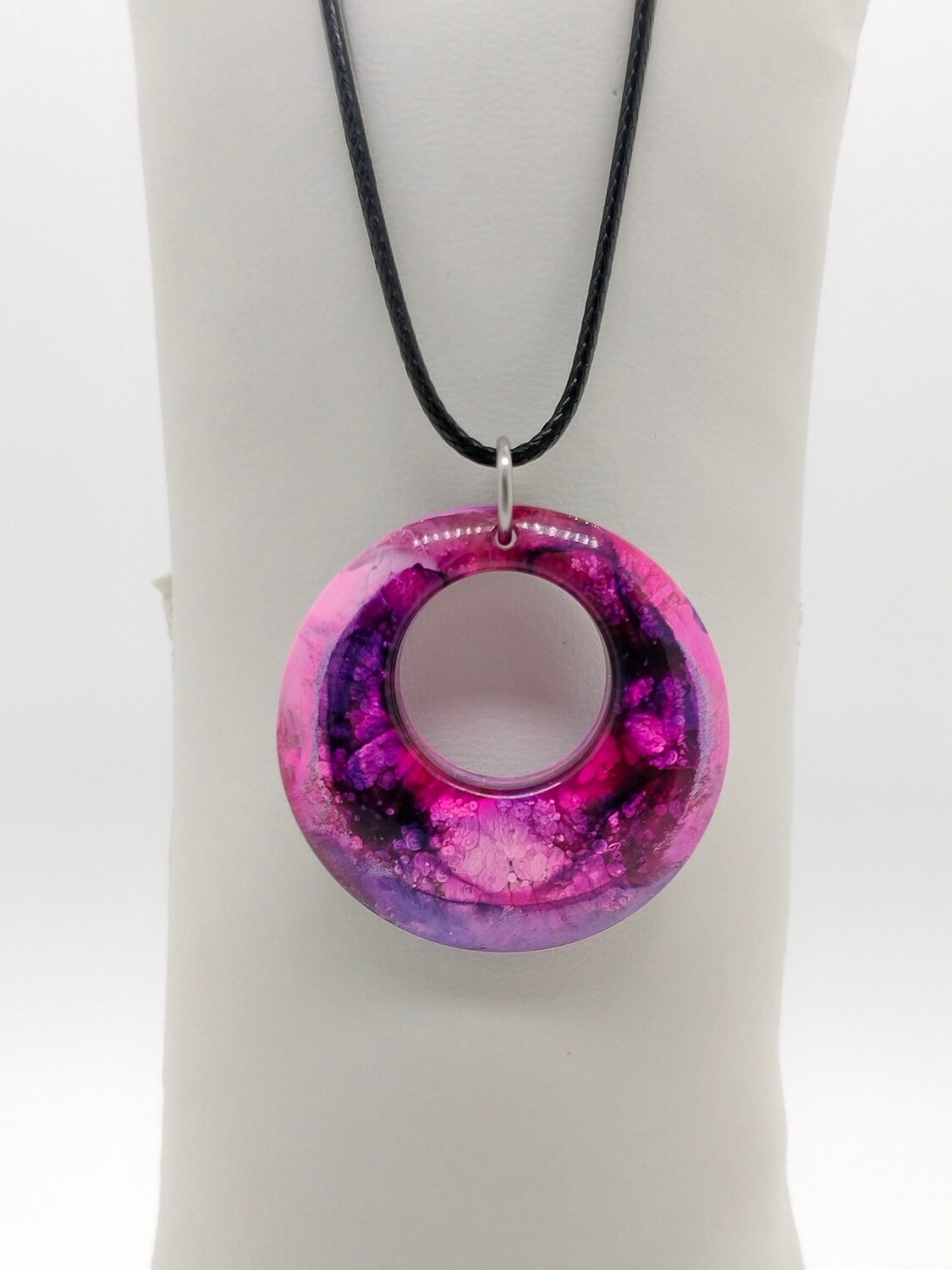 Hanger met unieke roze/paarse effecten
