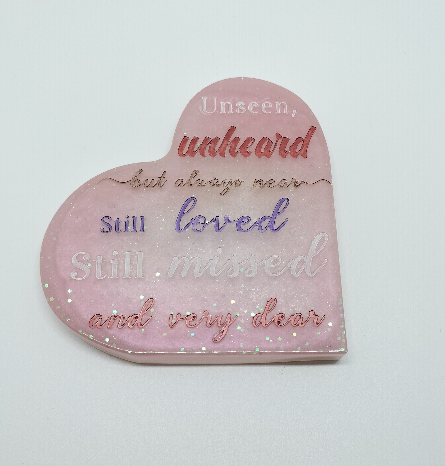Herdenkings hart roze Herdenkings hart roze