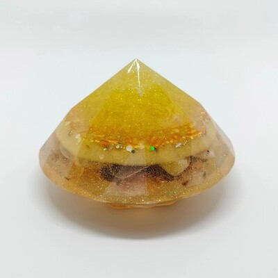 Diamantvormige orgonite Diamantvormige orgonite