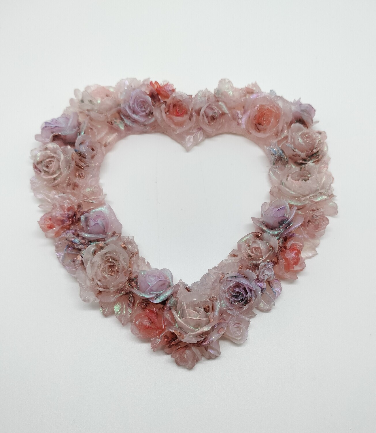 Orgonite hartvormige krans van rozen