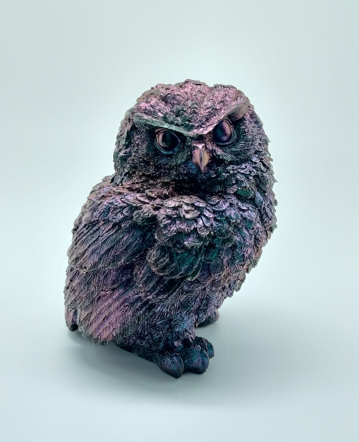 Orgonite uil met kameleon kleuren Orgonite uil met kameleon kleuren