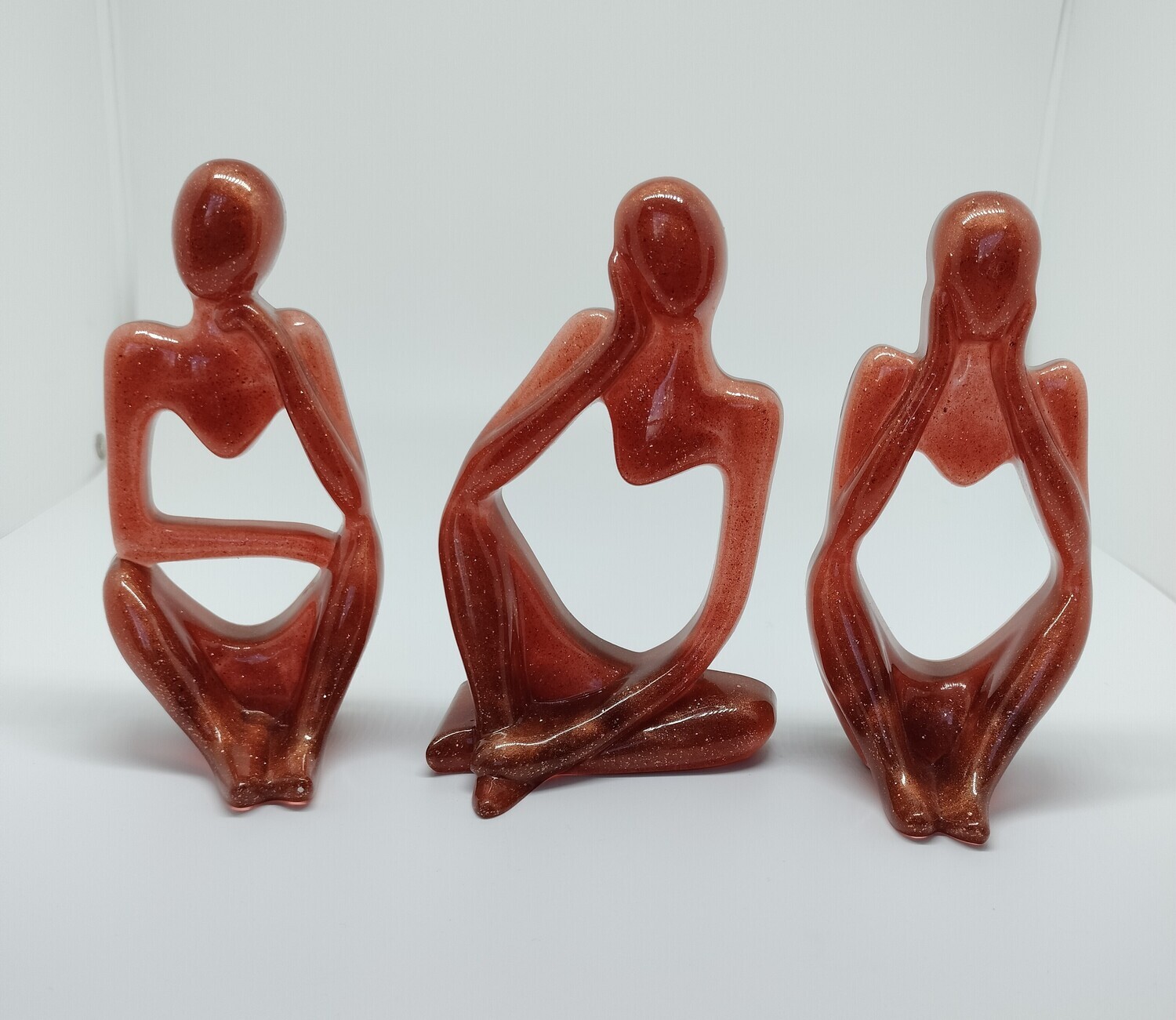 Set van 3 abstracte figuren koperkleurig Set van 3 abstracte figuren koperkleurig