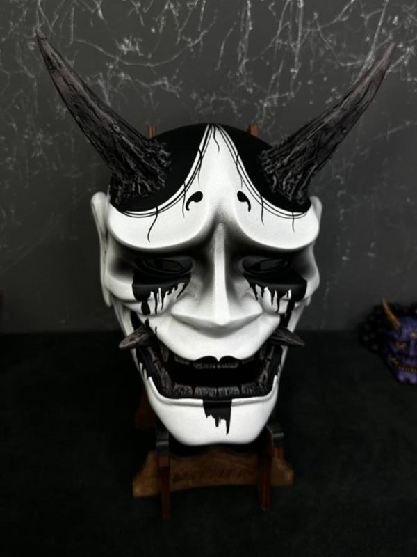 Japanese Hannya Mask: Crying Geisha Demon