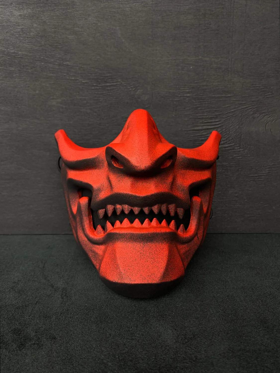Oni Half Mask: Red &amp; Black