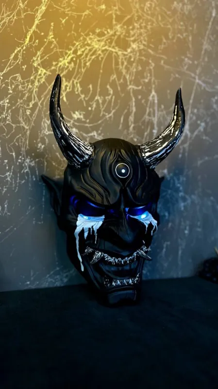 Crying DBD Oni Mask with white LED light