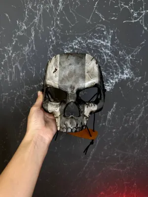 Ghost mask from Call of Duty