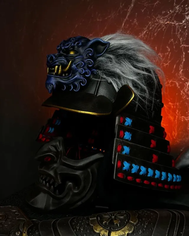 Japanese Kabuto Helmet with Komainu &amp; Fur
