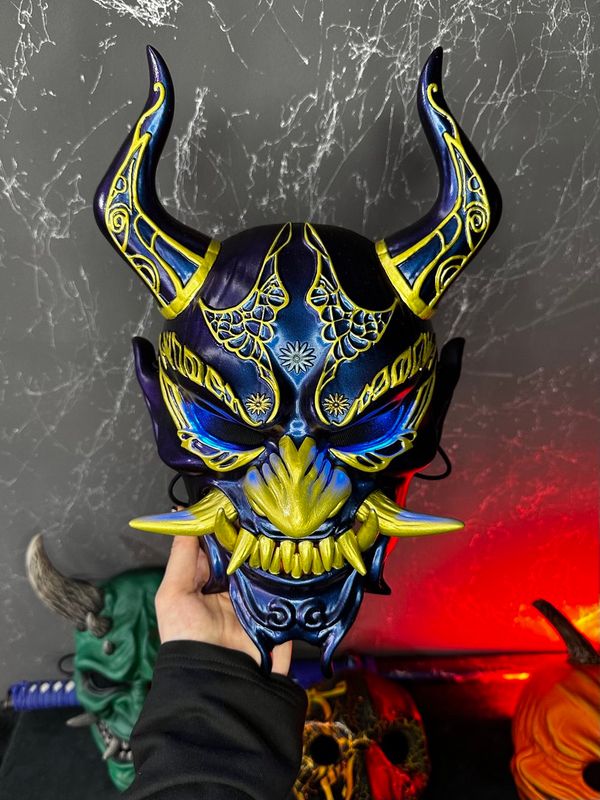 Chameleon DBD Oni Mask with blue LED lights