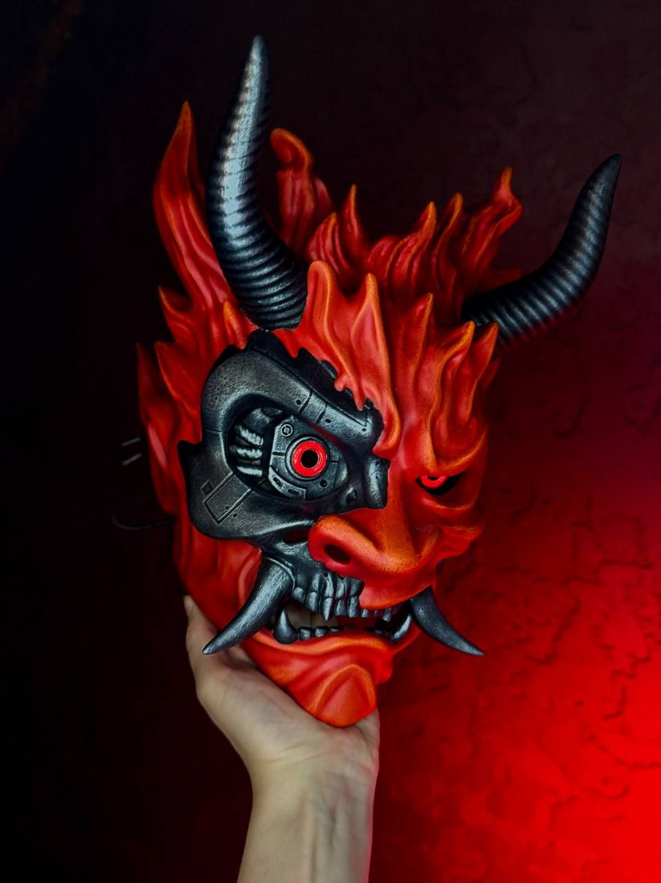 Cyberpunk Fiery Oni Mask with Horns &amp; Red LED