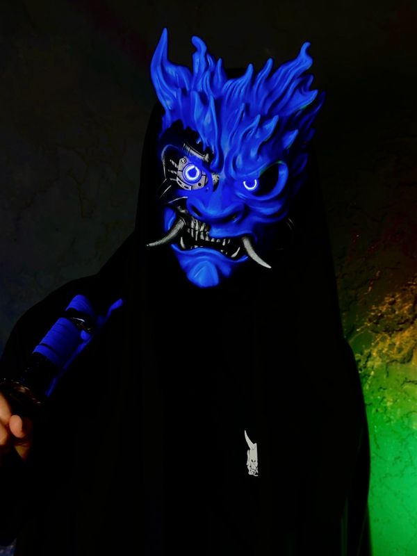 Cyberpunk Oni Mask with LED: Blue&amp;Black