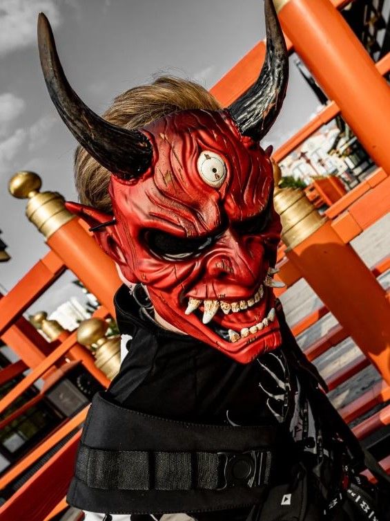 Dead by Daylight Oni Mask: Red and Black