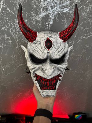 DBD Oni Mask — White &amp; Red with Marble Effect