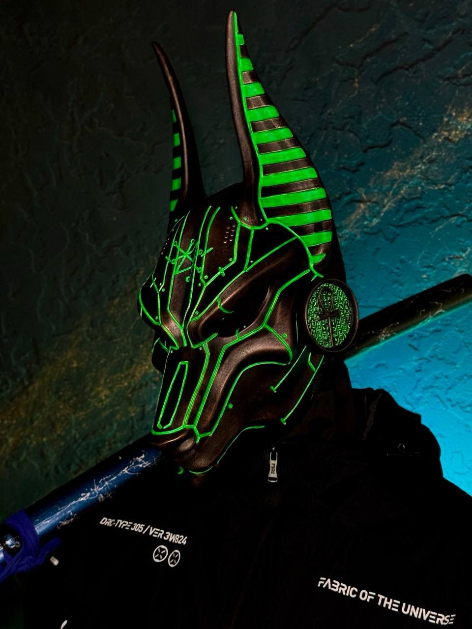 Cyberpunk Anubis mask – Metallic &amp; Green UV Glow