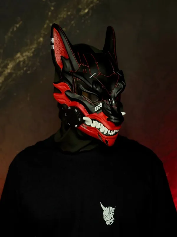 Cyberpunk Kitsune Mask: Half Black &amp; Half Red