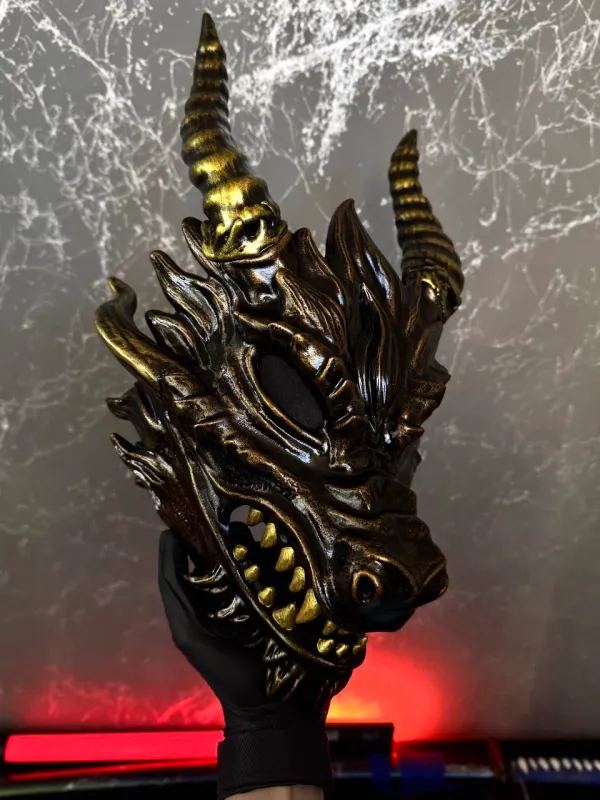 Black &amp; Gold Dragon mask