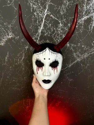 Geisha Mask, Hannya Mask, Japanese mask. Oni Mask, Ghost of Tsushima Mask, bleeding mask with Horns, Geisha cosplay mask
