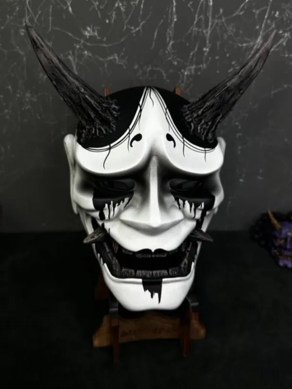 Crying Geisha Mask, Hannya Mask, Japanese mask, demon mask. Oni Mask, Kabuki mask, Noh mask. Samurai mask, Geisha cosplay