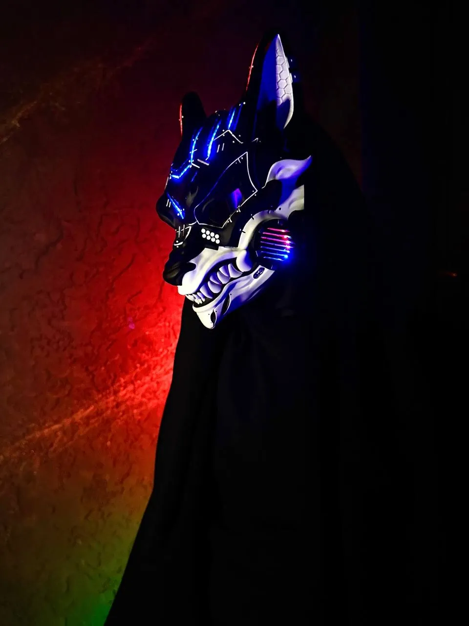 Black &amp; White Cyberpunk Kitsune mask with silver accents and RGB LED lights, full face wolf design