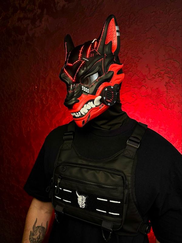 Black &amp; Red cyberpunk Kitsune mask with white fangs and RGB LED lights, full face wolf design