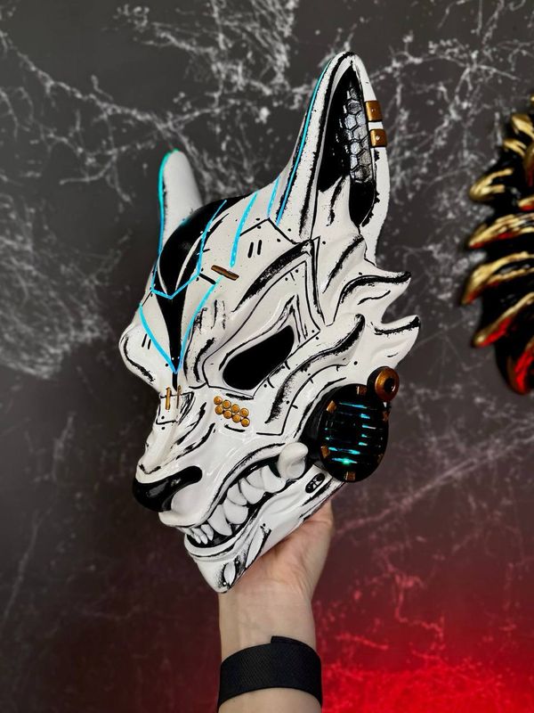 Cyberpunk Kitsune Mask: White Damaged &amp; RGB LED Lights