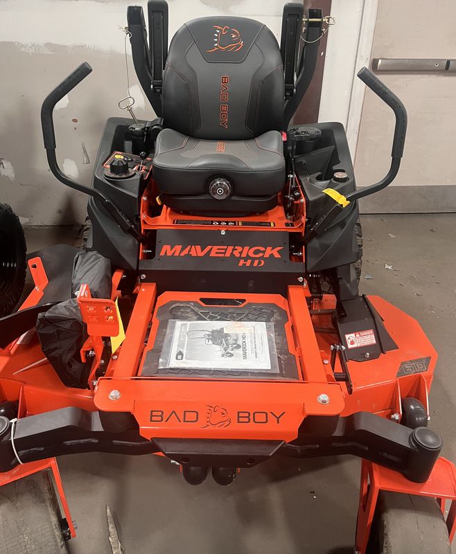 2025 Bad Boy Maverick HD