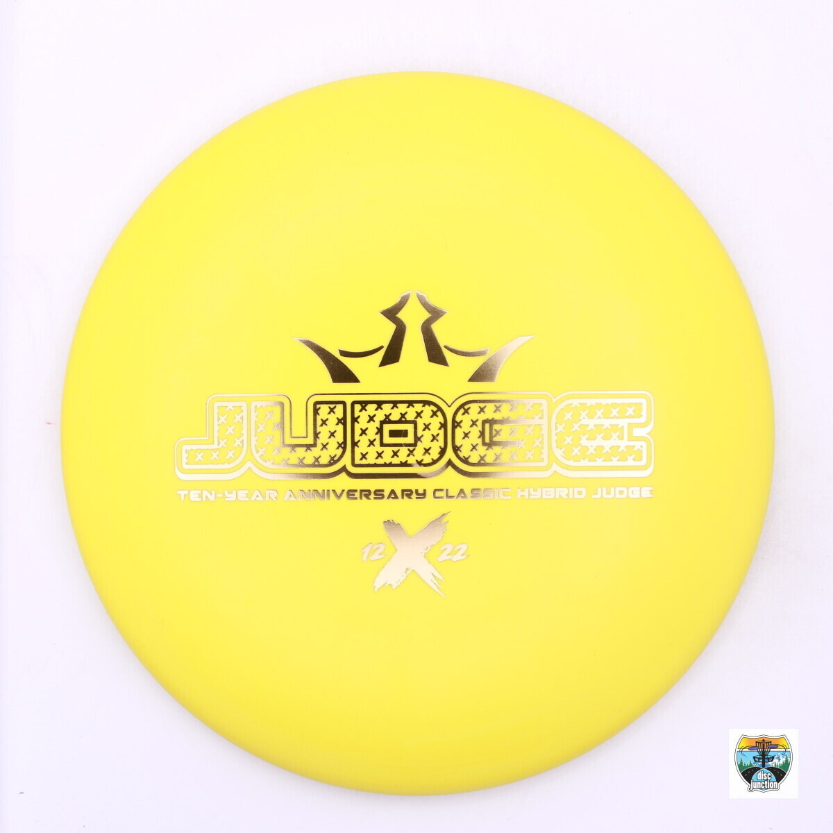 Dynamic Discs Classic Hybrid Judge 10 Year Anniversary Stamp, Manufacturer Weight Range: 173-176 Grams, Color: Yellow, Serial Number: 0002-0179