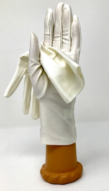 Short Graduation Gloves