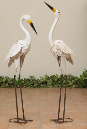 7020 46&quot;H METAL HERON FIGURINE WITH GROUND STAKE HEAD DOWN, HEAD UP