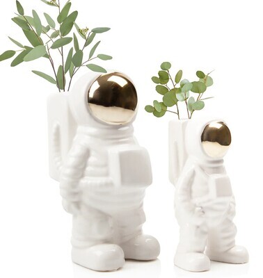 ASTRONAUT VASE - MEDIUM