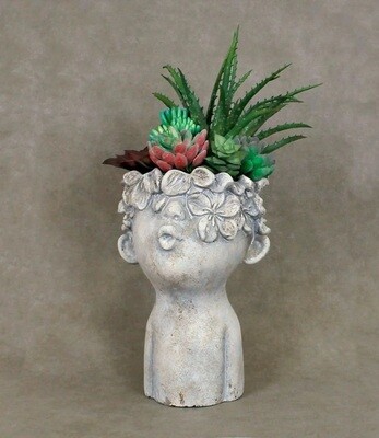 KISSING PLANTER (6"W X 10"H)