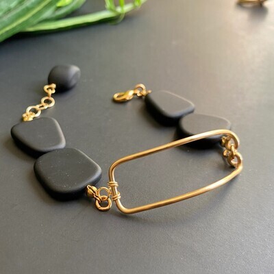 BRACELET BLACK GOLD RECTANGLE CONNECTOR
