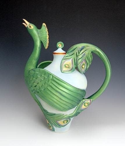 TEAPOT PEACOCK