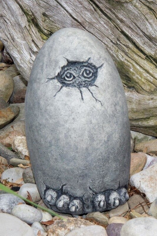 LIL JERSEY DRAGON HATCHING PEEP