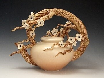 TEAPOT PLUM BLOSSOM