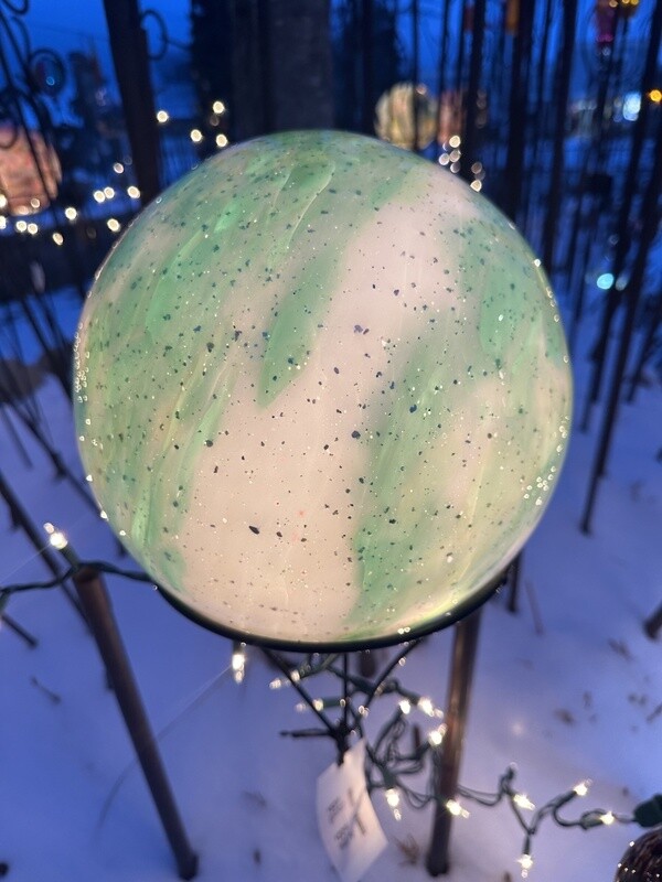 WHITE/GREEN GAZING BALL - 10"