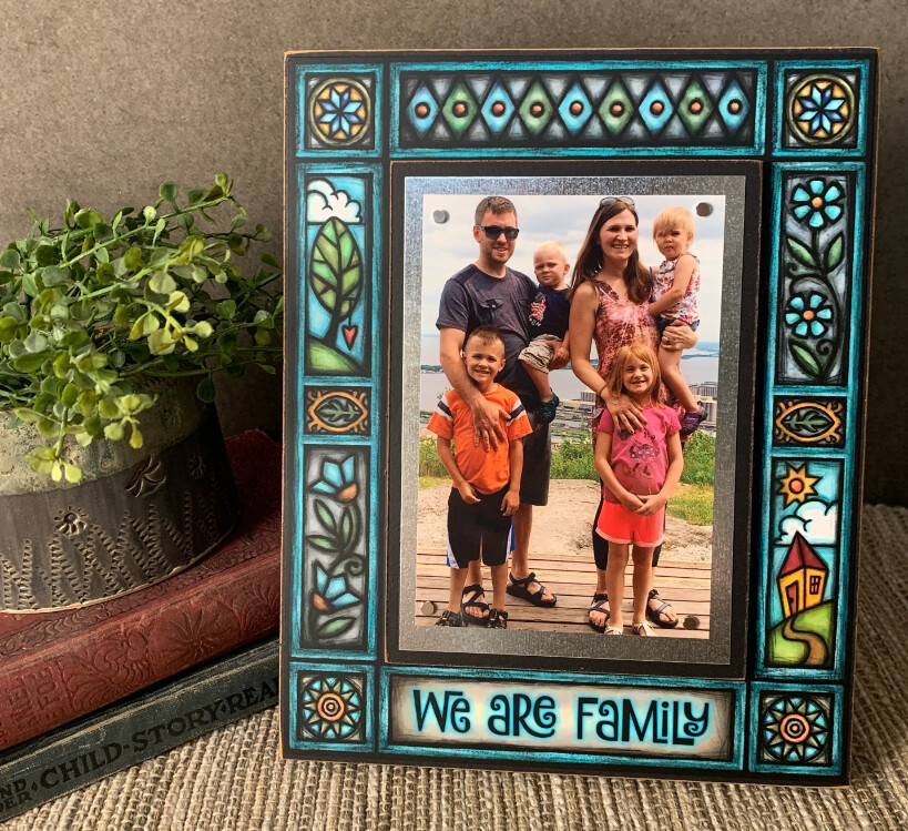 WAF65 WE ARE FAMILY - WOOD ART PICTURE FRAME