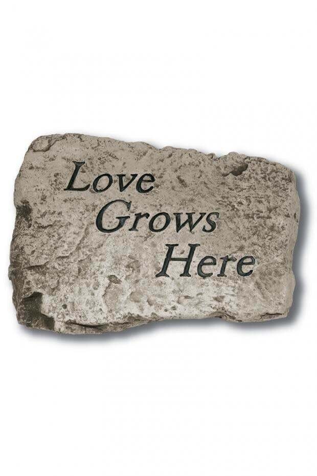 STEPPING STONE 10IN - LOVE GROWS HERE