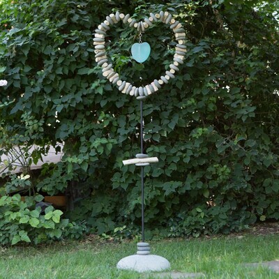 21633 Heart Garden Stand with Glass Heart - Large 60&quot; H