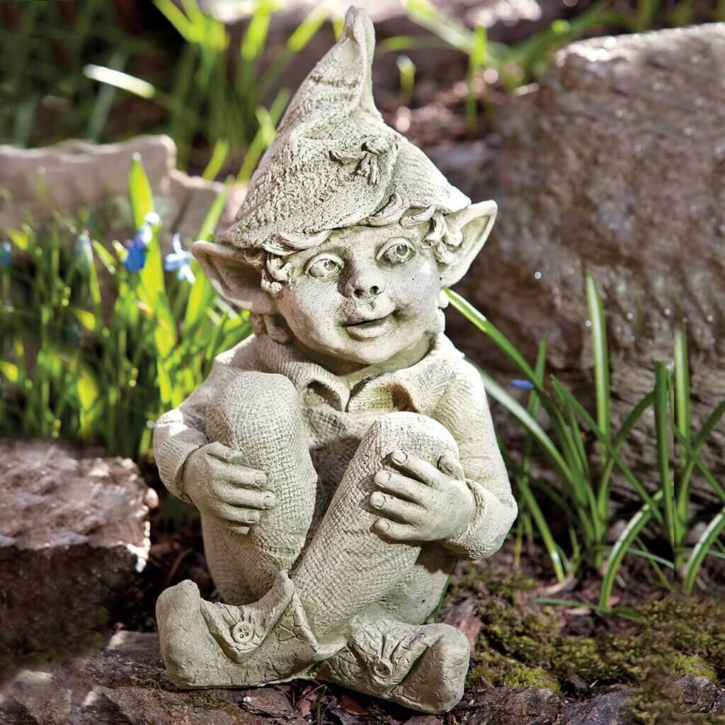AIDEN STONE STATUE