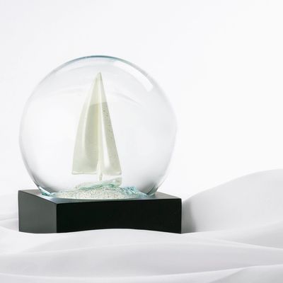 SAILBOAT SNOW GLOBE