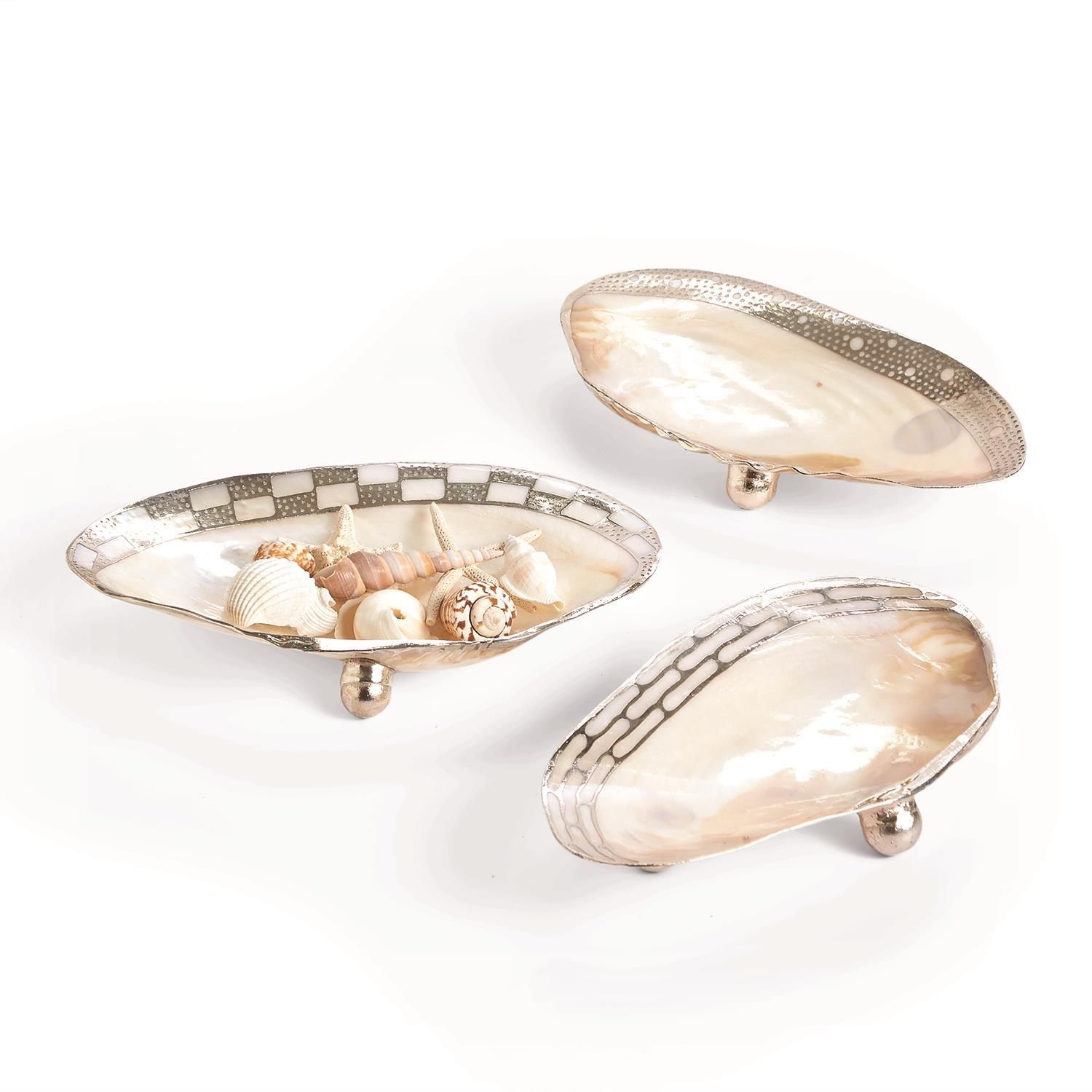 Shell Footed Dish