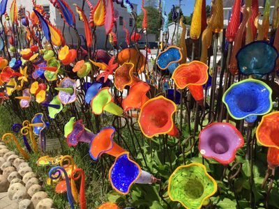 VOTIVE - GARDEN GLASS SCULPTURE