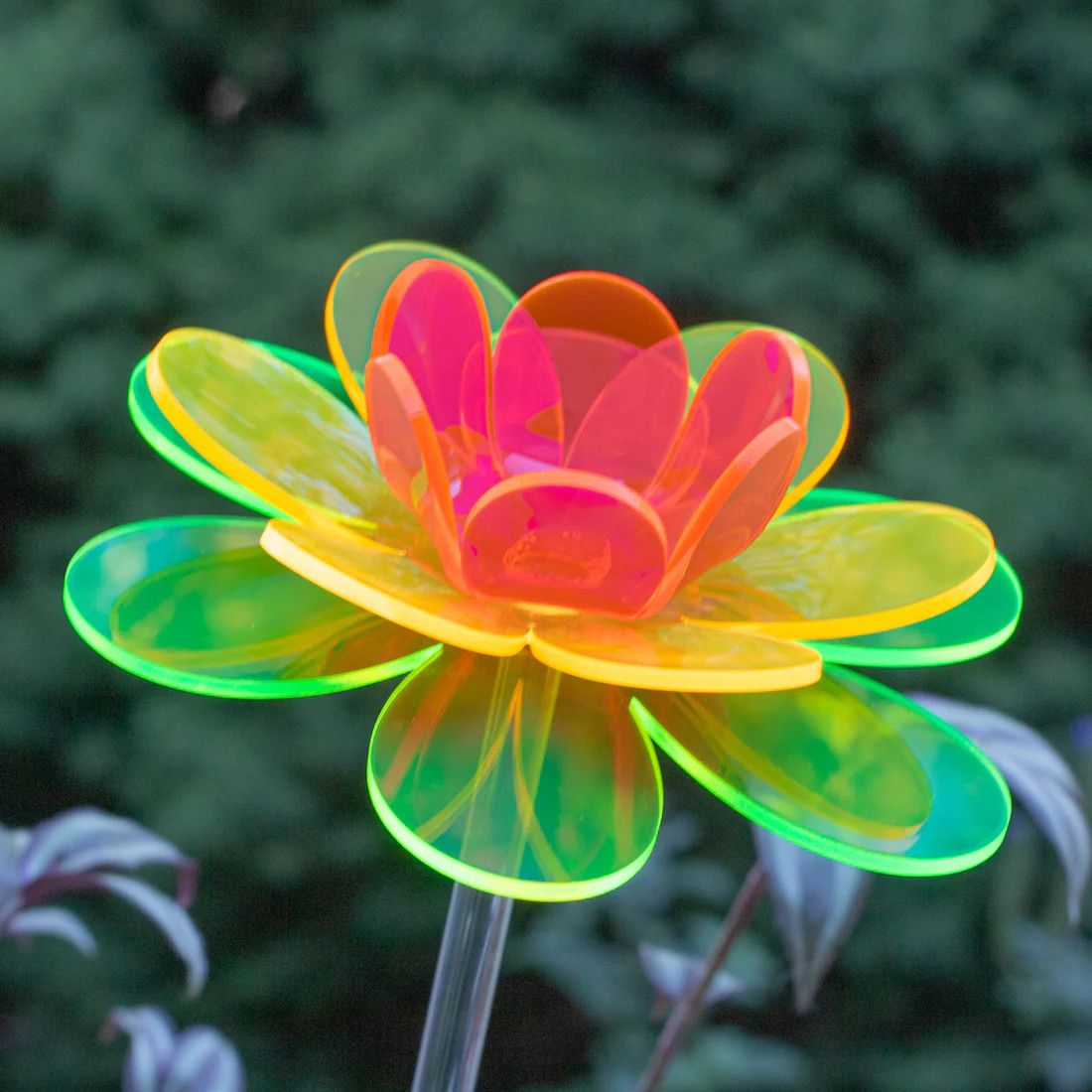COSMOS LOTUS 18&quot; TALL ACRYLIC GARDEN STAKE (GREEN YELLOW PINK)
