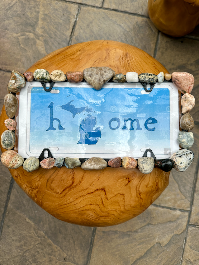 MICHIGAN STONE LICENSE PLATE COVER