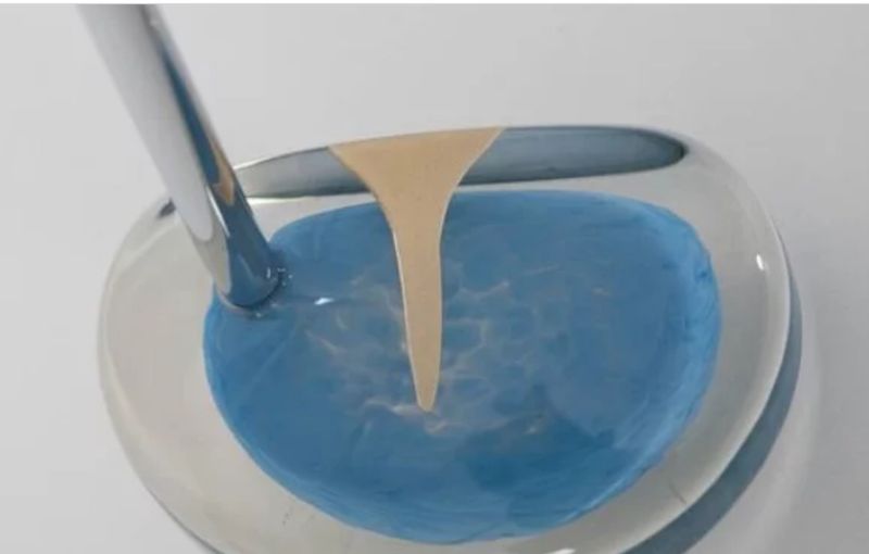 MALLET STYLE GLASS PUTTER - BABY BLUE RIGHT HANDED 35